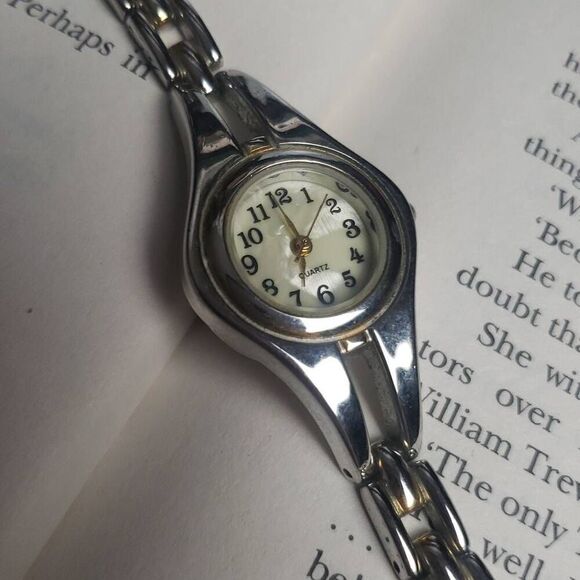 Vintage Japan Silver Mother of Pearl Woman's Watch - Picture 1 of 9